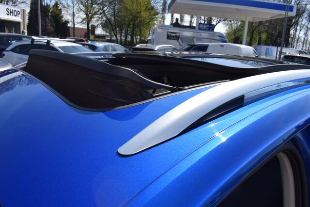 Volkswagen T-Roc 1.0 TSI Style Business//Pano//Camera//Navi!!