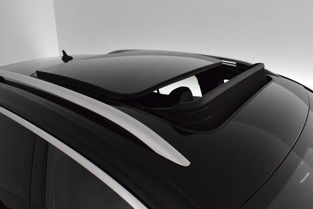 Volkswagen T-Roc 1.5 TSI 150pk DSG 2x R-Line Trekhaak Camera Keyless Beats Virtual Cockpit Navigatie