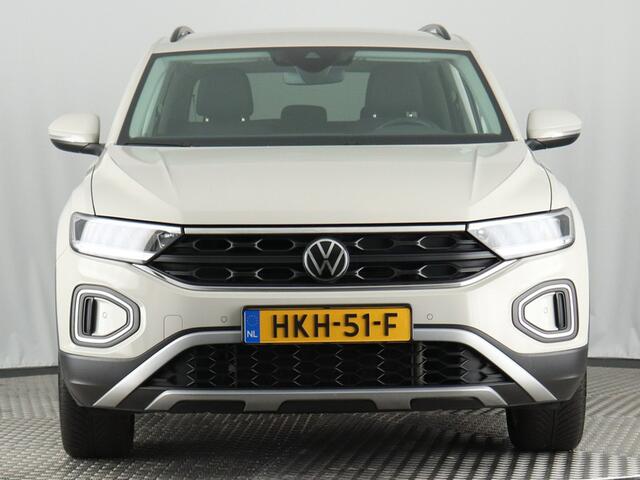 Volkswagen T-Roc 1.5 TSI Life Business (Afn. Trekhaak / Navi / PDC 360 / Carplay)