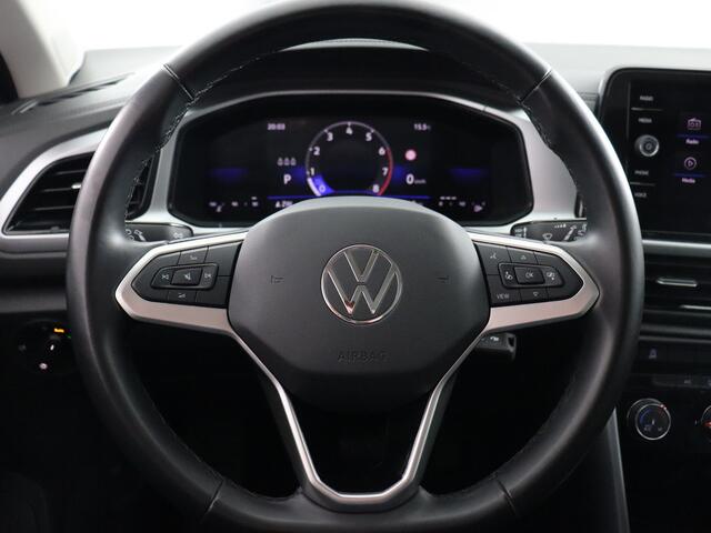 Volkswagen T-Roc 1.5 TSI Life Business (Afn. Trekhaak / Navi / PDC 360 / Carplay)