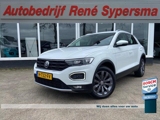 Volkswagen T-Roc 1.5 TSI Style Business | Virtual Cockpit | Automaat | Stoelverwarming