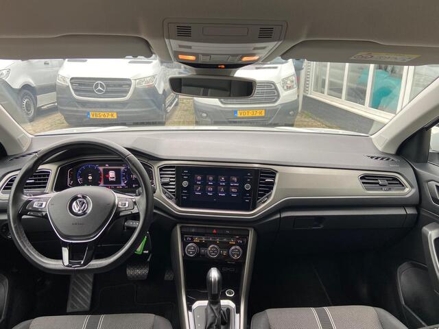 Volkswagen T-Roc 1.5 TSI Style Business | Virtual Cockpit | Automaat | Stoelverwarming