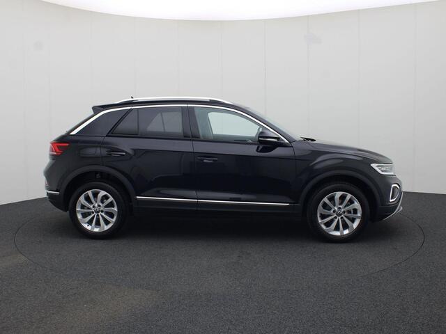 Volkswagen T-Roc 1.5TSI/150PK Style DSG · Navigatie · Trekhaak · Stoelverwarming · Garantie tot mei 2026