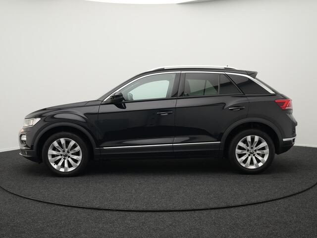 Volkswagen T-Roc 1.5 TSI Sport 150 pk DSG | Carplay | Adaptive Cruise | Virtual Cockpit | Camera | Sfeerverlichting | Stoelverwarming | Electrische Achterklep | Navi | DAB |