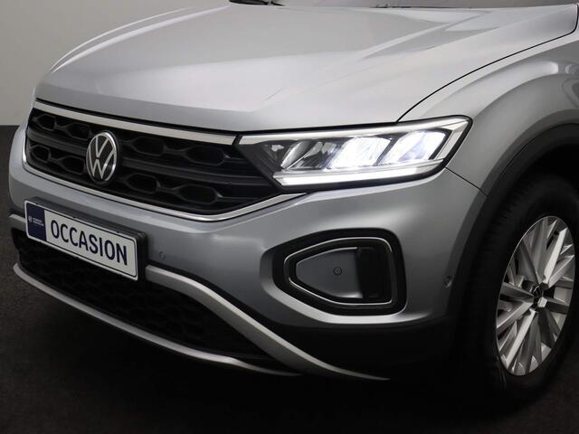 Volkswagen T-Roc Life 1.0 TSI 110pk Adaptive cruise control, Parkeersensoren, Airco, DAB, Radio, App connect, LED koplampen