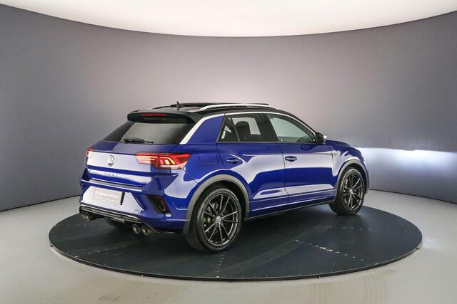 Volkswagen T-Roc R 2.0 TSI 300pk DSG Automaat Trekhaak, Panoramadak, Adaptive cruise control, Achteruitrijcamera, Navigatie, Elektrische achterklep, Stoelverwarming, App connect, Parkeersensoren
