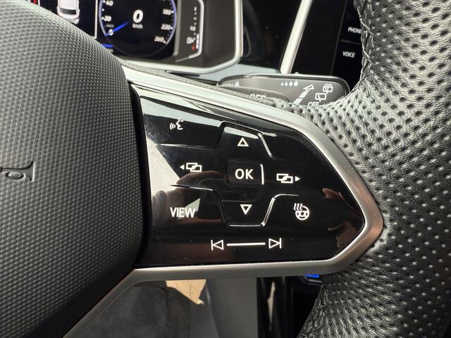 Volkswagen T-Roc 1.5 TSI R-Line Camera/Apple/Massage