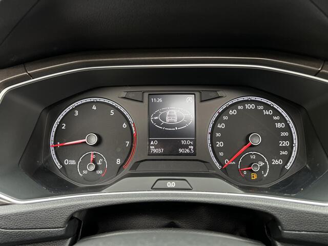 Volkswagen T-Roc 1.0 TSI Style Business | Panoramadak | Leder | Adaptieve Cruise Control