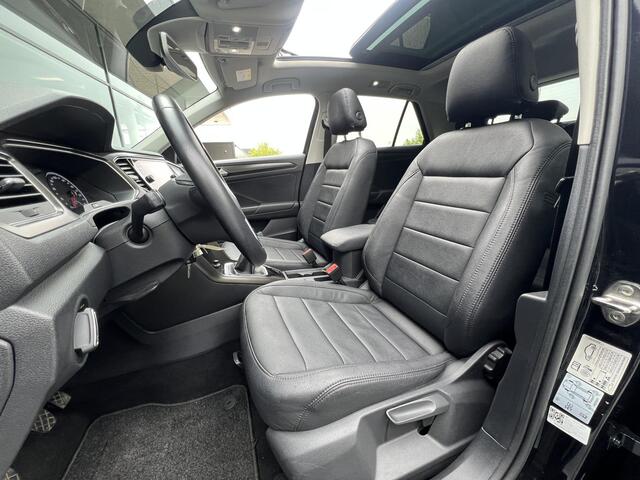 Volkswagen T-Roc 1.0 TSI Style Business | Panoramadak | Leder | Adaptieve Cruise Control