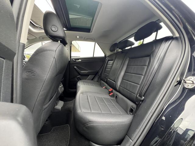Volkswagen T-Roc 1.0 TSI Style Business | Panoramadak | Leder | Adaptieve Cruise Control