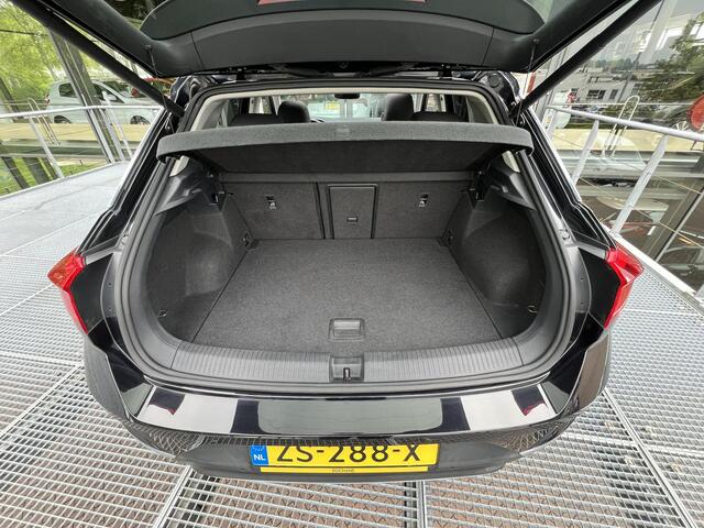 Volkswagen T-Roc 1.0 TSI Style Business | Panoramadak | Leder | Adaptieve Cruise Control