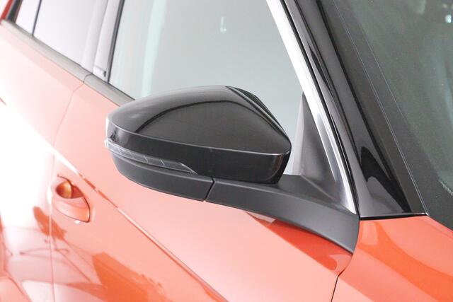 Volkswagen T-Roc 1.5 TSI Style, Navigatie, Panoramadak, Apple CarPlay/Android Auto, ACC