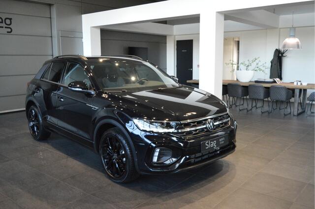 Volkswagen T-Roc 1.5 TSI 3X R-LINE Black Style navi camera keyless 18 inch !!