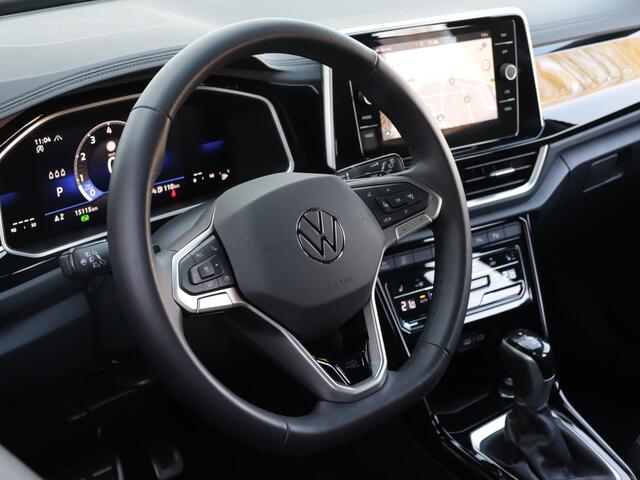 Volkswagen T-Roc 1.5 TSI R-Line | LED Plus | Dodehoekdetectie | Stoelverwarming | Navigatie | App-Connect | Adaptive Cruise |