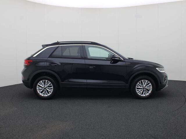 Volkswagen T-Roc 1.5 TSI 150PK Life DSG automaat | Apple Carplay | Android auto | Navigatie |Stoelverwarming | Parkeersensoren | Fabrieksgarantie tot februari 2026 of 100.000km