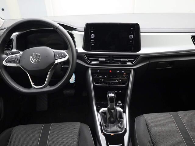 Volkswagen T-Roc 1.5 TSI 150PK Life DSG automaat | Apple Carplay | Android auto | Navigatie |Stoelverwarming | Parkeersensoren | Fabrieksgarantie tot februari 2026 of 100.000km