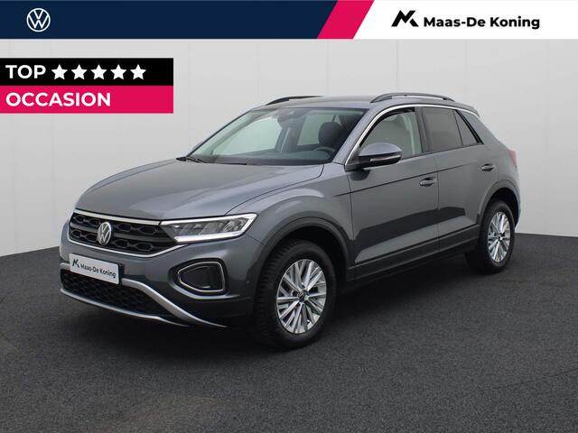 Volkswagen T-Roc 1.5 TSI 150PK Life DSG automaat | Navigatie | Apple Carplay | Parkeersensoren | Stoelverwarming | Fabrieksgarantie tot maart 2026 of 100.000km