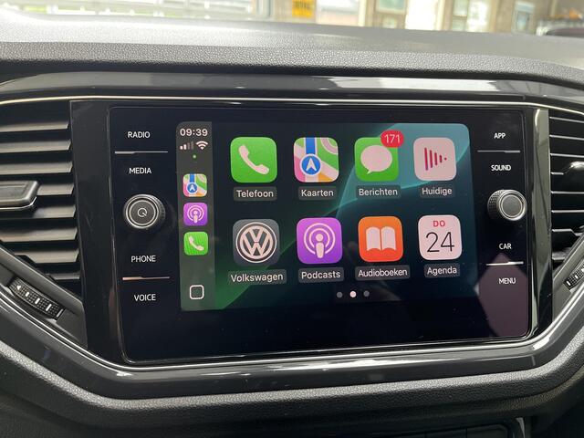 Volkswagen T-Roc 1.5 TSI Sport VIRTUAL DASHBOARD | ADAPTIVE CRUISE CONTROL | TREKHAAK AFNB. | APP CONNECT | CAMERA | LED