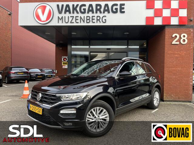 Volkswagen T-Roc 1.0 TSI Style // ADAPT. CRUISE // CLIMA // NAVI+CARPLAY // PDC //