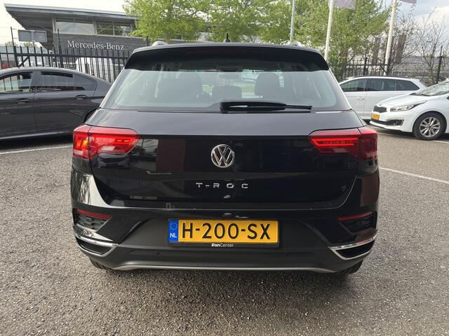 Volkswagen T-Roc 1.0 TSI Style // ADAPT. CRUISE // CLIMA // NAVI+CARPLAY // PDC //