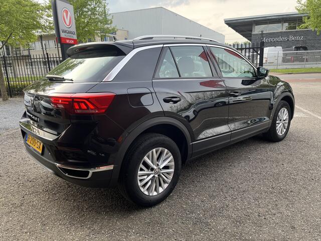 Volkswagen T-Roc 1.0 TSI Style // ADAPT. CRUISE // CLIMA // NAVI+CARPLAY // PDC //