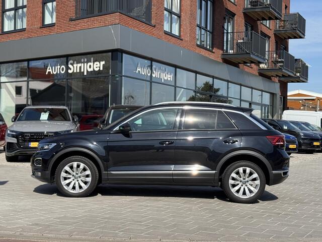 Volkswagen T-Roc 1.5 TSI Sport 150pk Automaat | NAV | APP-Connect | Winterpack | Virtual display