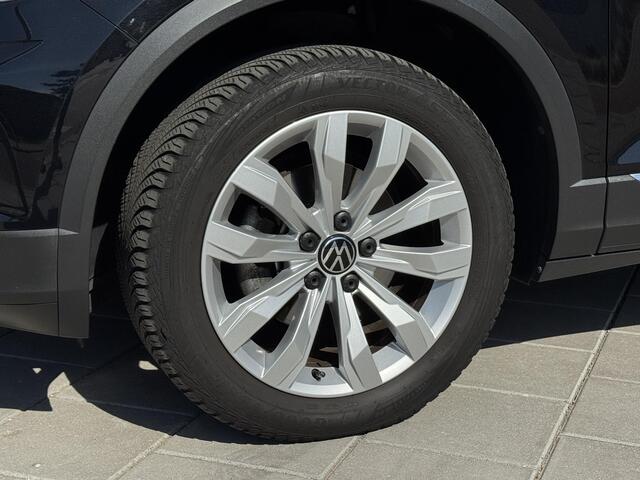 Volkswagen T-Roc 1.5 TSI Sport 150pk Automaat | NAV | APP-Connect | Winterpack | Virtual display