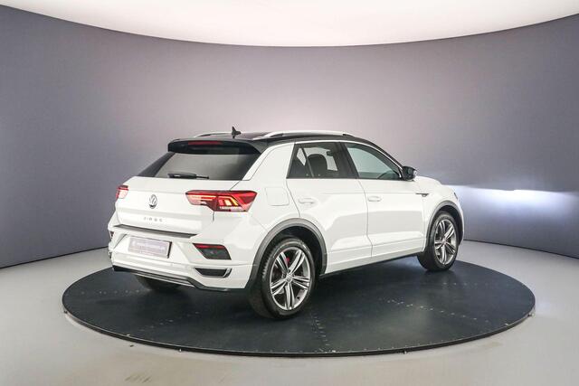 Volkswagen T-Roc Sport 1.5 TSI 150pk DSG Automaat Adaptive cruise control, Navigatie, Achteruitrijcamera, Elektrische achterklep, LED verlichting, Stoelverwarming, Parkeersensoren