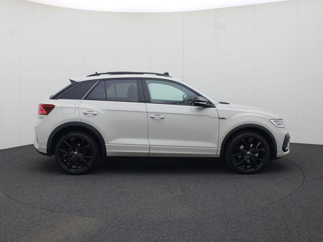 Volkswagen T-Roc 1.5TSI/150PK R Line Blackstyle DSG · Panoramadak · Navigatie · Camera + Parkeersensoren · Garantie tot maart 2026