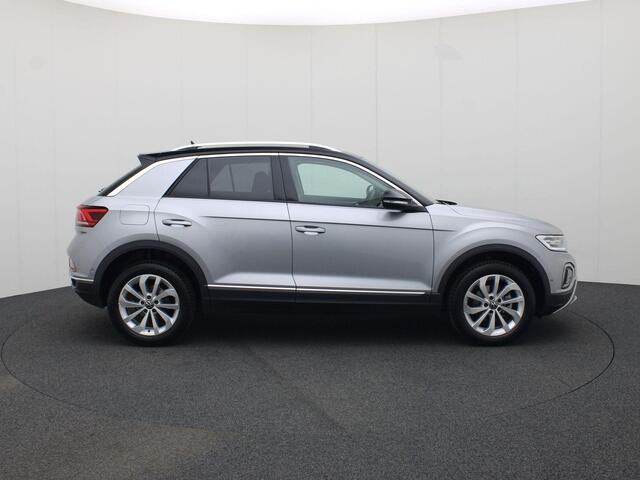 Volkswagen T-Roc 1.5TSI/150PK Style DSG · Navigatie · Trekhaak · Stoelverwarming · Garantie tot juni 2026