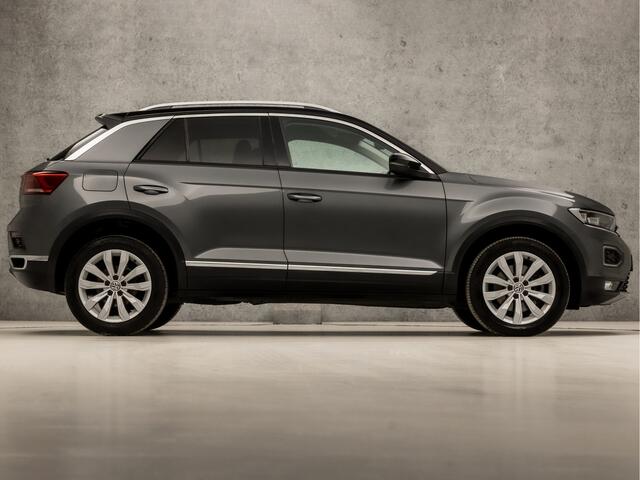Volkswagen T-Roc 1.5 TSI Sport 150Pk (VIRTUAL COCKPIT, APPLE CARPLAY, CLIMATE, ADAPTIVE CRUISE, SPORTSTOELEN, LED KOPLAMPEN, GETINT GLAS, LANE ASSIST, NIEUWSTAAT)