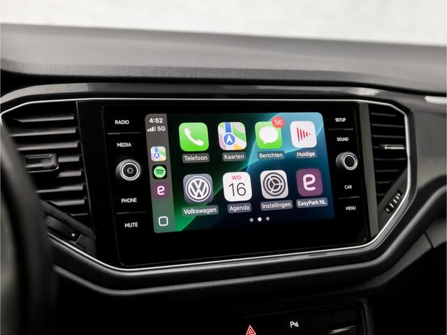 Volkswagen T-Roc 1.5 TSI Sport 150Pk (VIRTUAL COCKPIT, APPLE CARPLAY, CLIMATE, ADAPTIVE CRUISE, SPORTSTOELEN, LED KOPLAMPEN, GETINT GLAS, LANE ASSIST, NIEUWSTAAT)