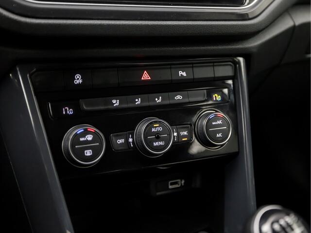 Volkswagen T-Roc 1.5 TSI Sport 150Pk (VIRTUAL COCKPIT, APPLE CARPLAY, CLIMATE, ADAPTIVE CRUISE, SPORTSTOELEN, LED KOPLAMPEN, GETINT GLAS, LANE ASSIST, NIEUWSTAAT)