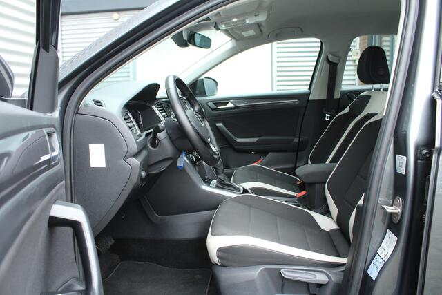 Volkswagen T-Roc 1.5 TSI 150pk Sport DSG7 NL-Auto NAP 43.290km Clima Cruise Navi Carplay Camera 17"LMV Afn. Trekhaak 1500kg