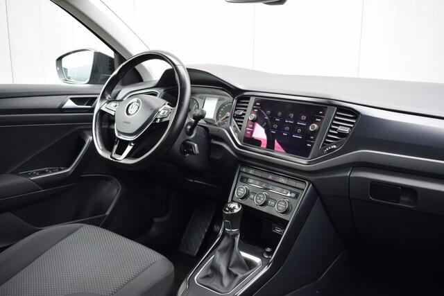 Volkswagen T-Roc 1.0 TSi Style ECC | Carplay | Stoelverwarming | DAB | Isofix