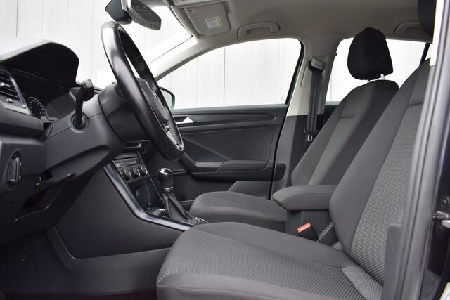 Volkswagen T-Roc 1.0 TSi Style ECC | Carplay | Stoelverwarming | DAB | Isofix