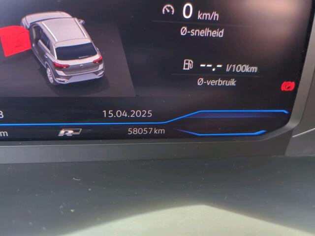 Volkswagen T-Roc 1.5 TSI R Line / Digitale Cockpit/ Led/ R Line Int. + Ext. / Clima/ Navi / Parkeersensoren/ 18 lmv