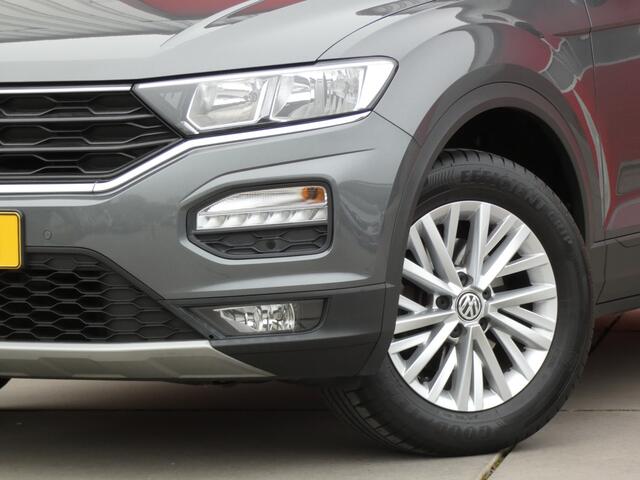 Volkswagen T-Roc 1.0 TSI Style/ lage km/ zeer mooi!