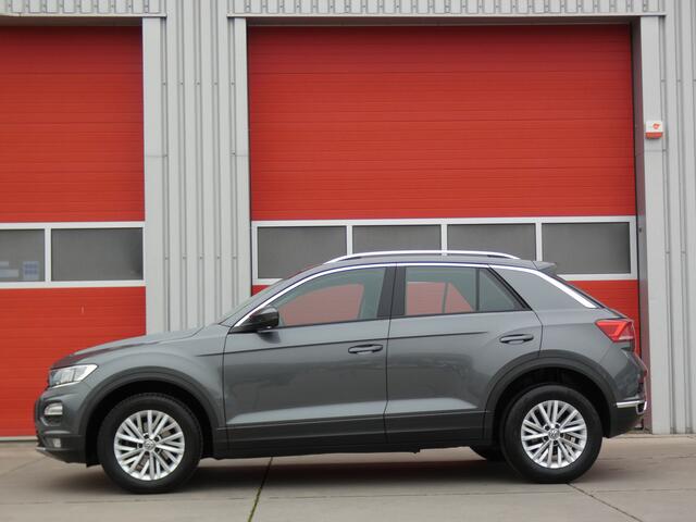 Volkswagen T-Roc 1.0 TSI Style/ lage km/ zeer mooi!
