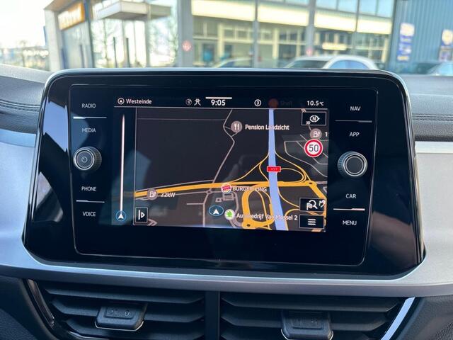 Volkswagen T-Roc 1.0 TSI STYLE AIRCO PDC LMV STOELVW VIRTUALCOCKPIT