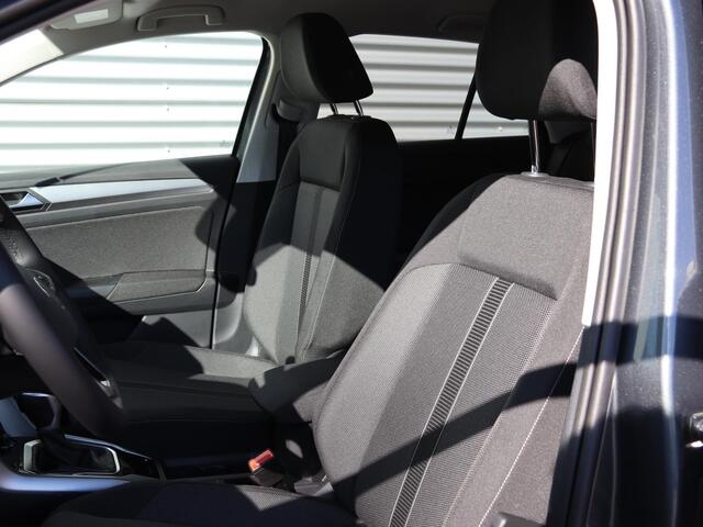 Volkswagen T-Roc Life Edition 1.5 110 kW / 150 pk TSI SUV 7 versn. DSG | Multimedia pakket | Climatronic | LED Plus |