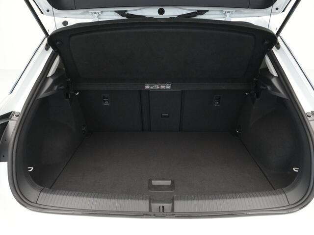 Volkswagen T-Roc 1.0 TSI 110pk Style Navigatie Clima Pdc Acc