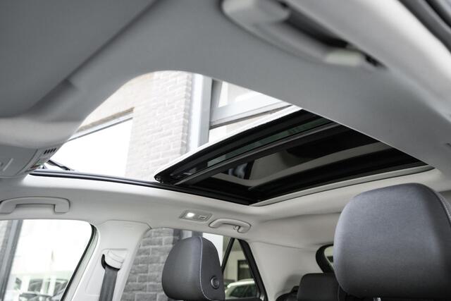 Volkswagen T-Roc 1.0 TSI | PANO | CAMERA | IQ | VIRTUAL | STOELVERW.