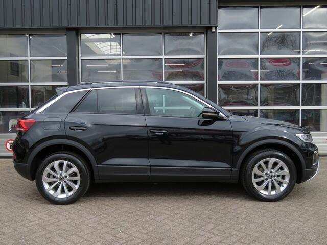Volkswagen T-Roc 1.5 Tsi 150pk DSG-aut. Anniversary / IQ Light / Stoel-stuurverw.