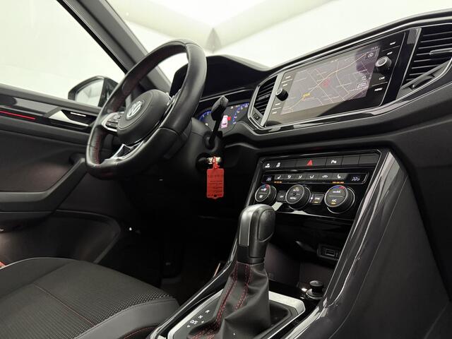 Volkswagen T-Roc 1.5 TSI R-line 150PK DSG Pano Camera LED Beats Trekhaak Carplay Cruise Clima Virtual Navi 18"LMV PDC