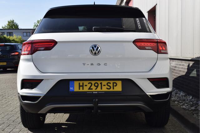 Volkswagen T-Roc 1.0 TSI Style Adaptive cruise, Trekhaak, PDC, Carplay, NAP