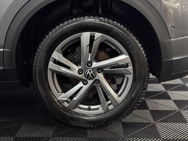 Volkswagen T-Roc 1.0 TSI R-Line Half leder, Camera, Apple carplay, Virtual desk, Cruise control adaptief, Massage stoelen