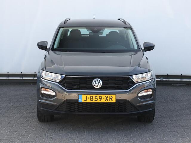 Volkswagen T-Roc 1.0 TSI 115PK | Airco | Trekhaak | Parkeersensoren | App connect