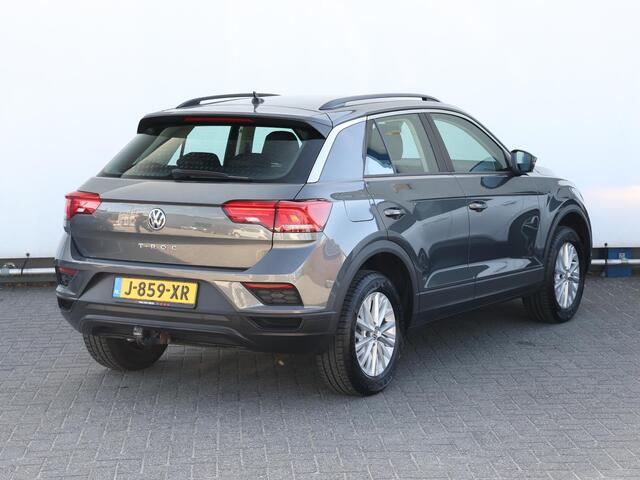 Volkswagen T-Roc 1.0 TSI 115PK | Airco | Trekhaak | Parkeersensoren | App connect