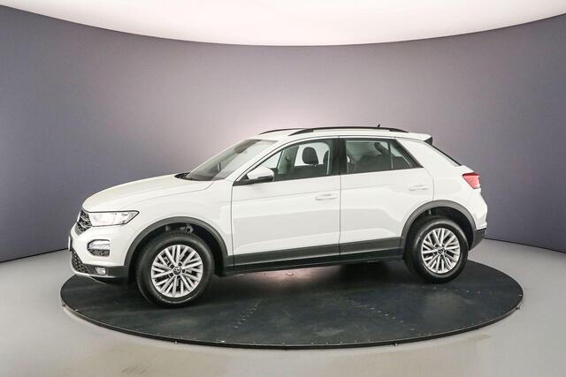 Volkswagen T-Roc Style 1.0 TSI 110pk Adaptive cruise control, Stoelverwarming, App connect, Parkeersensoren, DAB, Radio, LED dagrijverlichting, Airco, Bluetooth